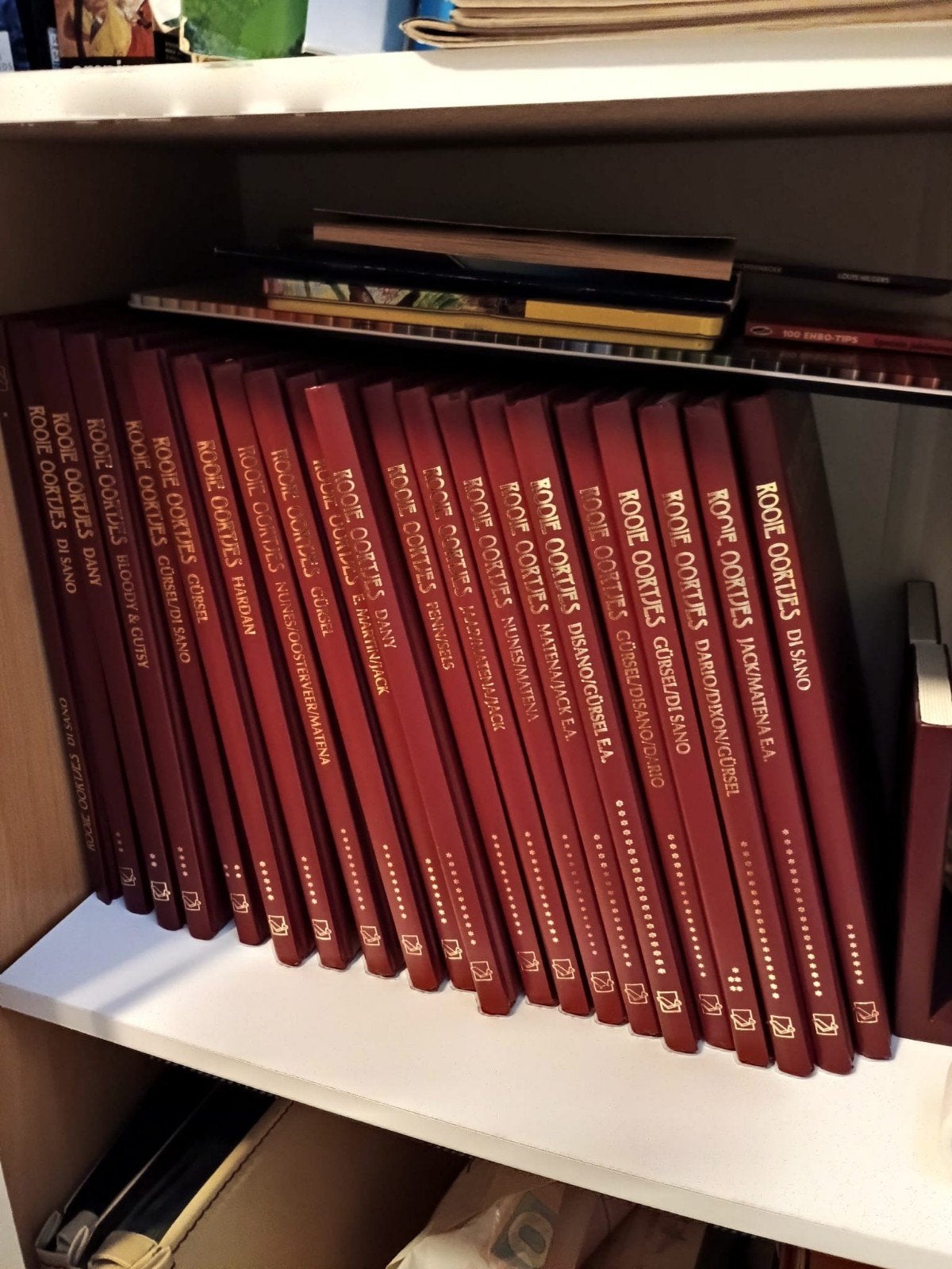 Rooie Oortjes stripboeken - Complete serie, Complete serie of reeks, Ophalen, Zo goed als nieuw, Di Sano