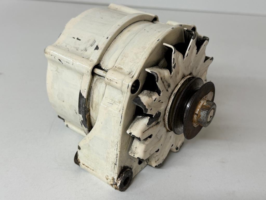 Bosch 14V 45A 20 Dynamo, Ophalen of Verzenden, Gebruikt, Motor en Techniek