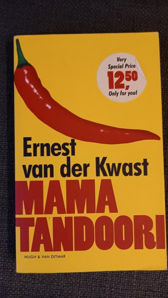 Mama Tandoori - Ernest van der Kwast (Fictie, hilarisch), Boeken, Ophalen of Verzenden