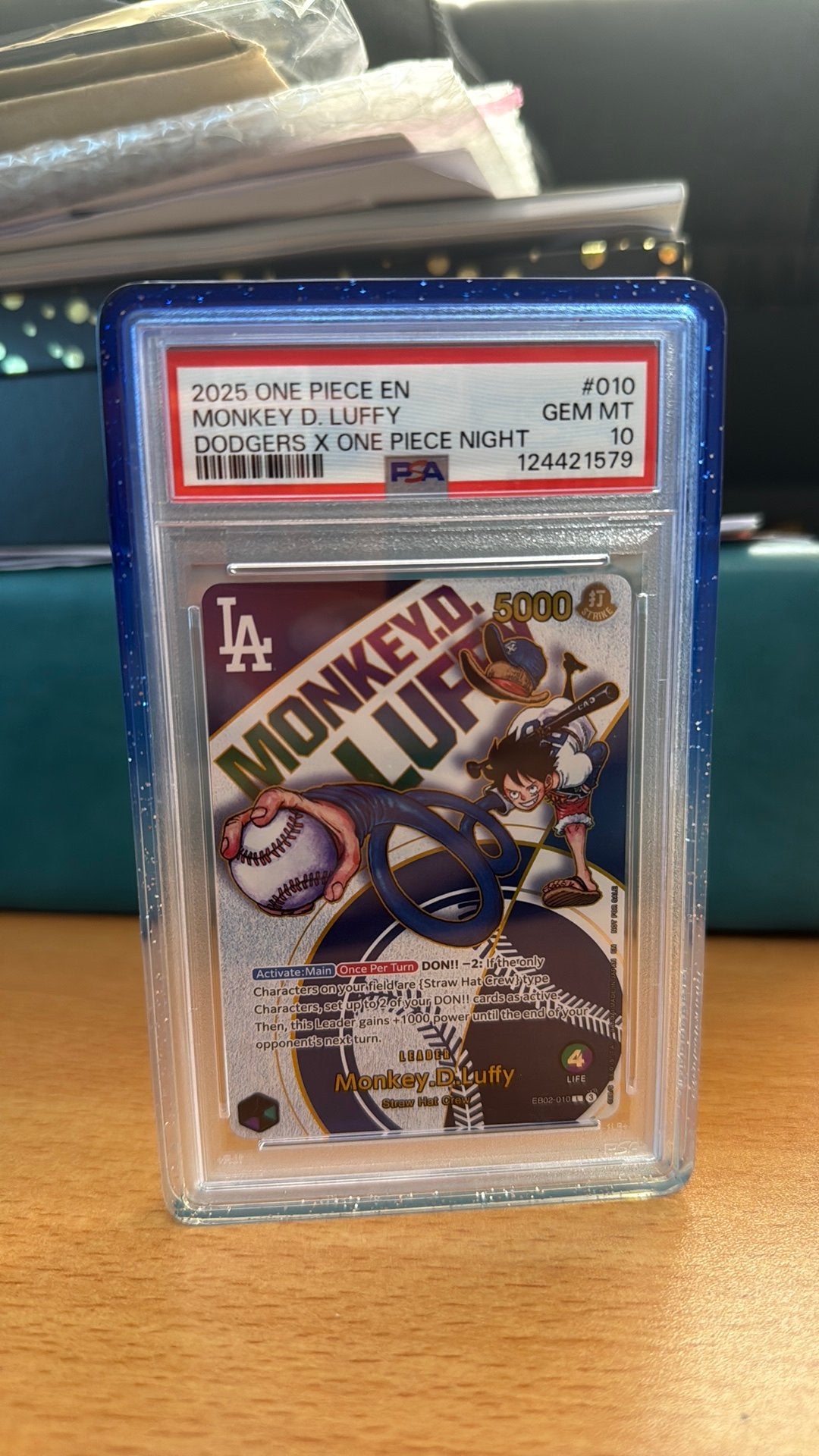 PSA 10 - Monkey D. Luffy - Dodgers x One Piece Night, Ophalen of Verzenden, Zo goed als nieuw, Losse kaart, Foil