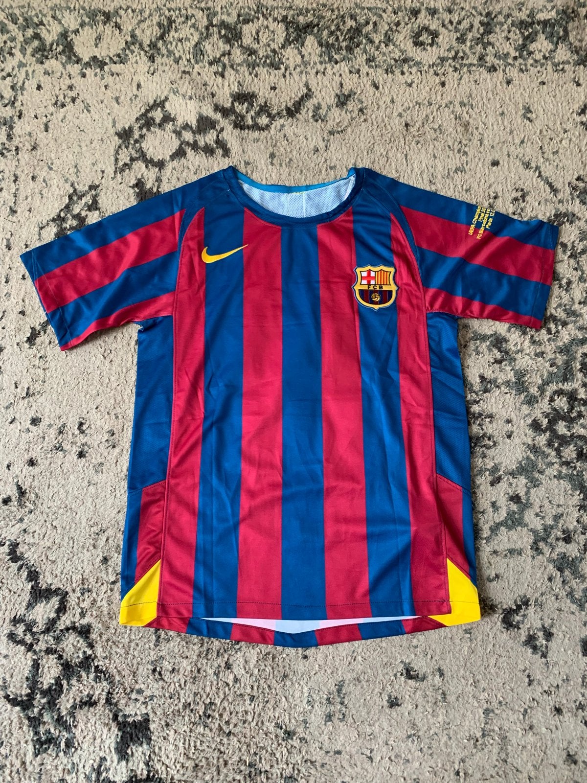 FC Barcelona Thuisshirt Ronaldinho 2006 Champions League, Verzenden, Zo goed als nieuw, Voetbal, Rood