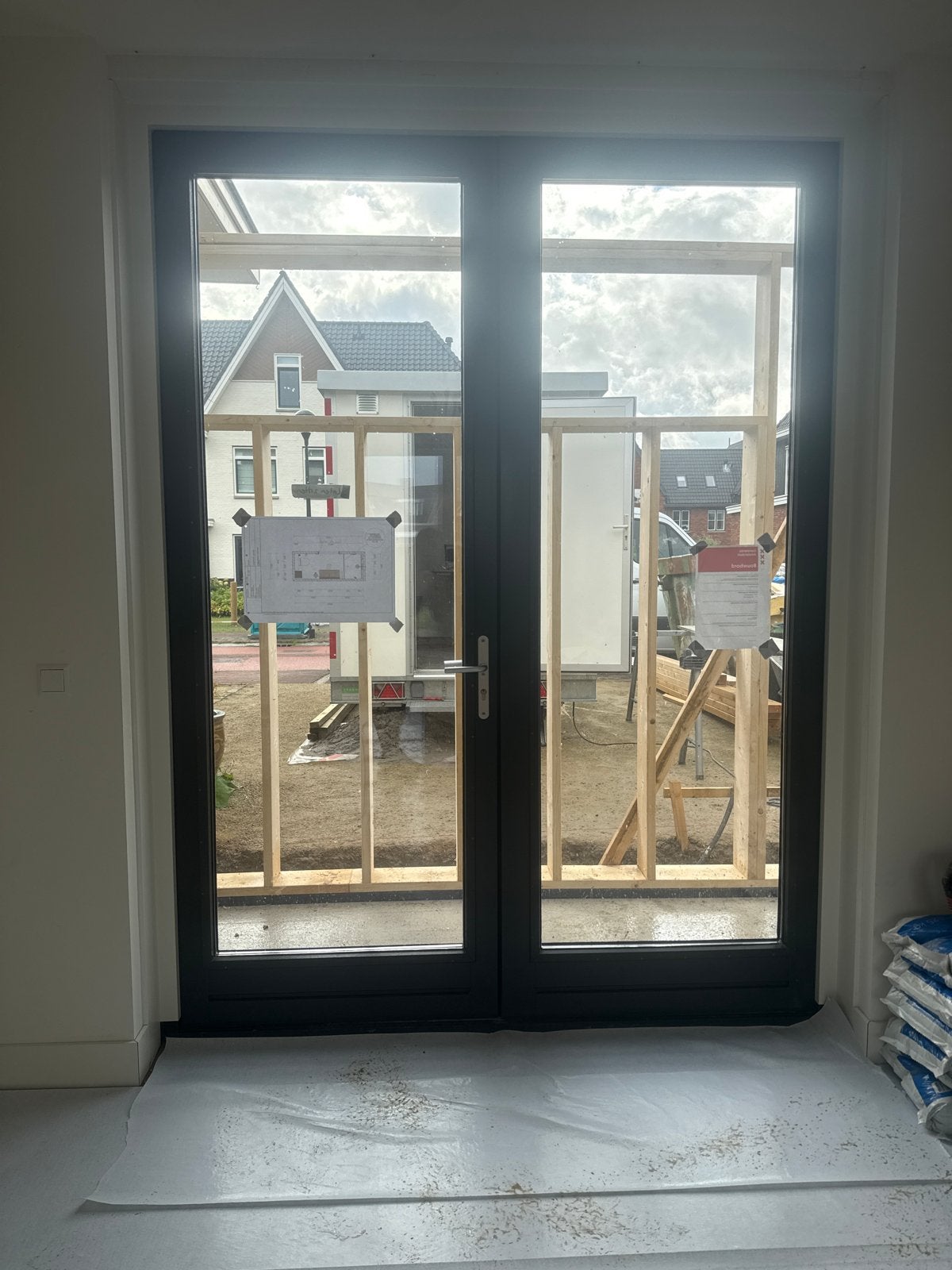 Nieuwe dubbele tuindeuren met tripple glas stelkozijn, skg3, Doe-het-zelf en Verbouw, Kozijnen en Schuifpuien, Deurkozijn, Nieuw