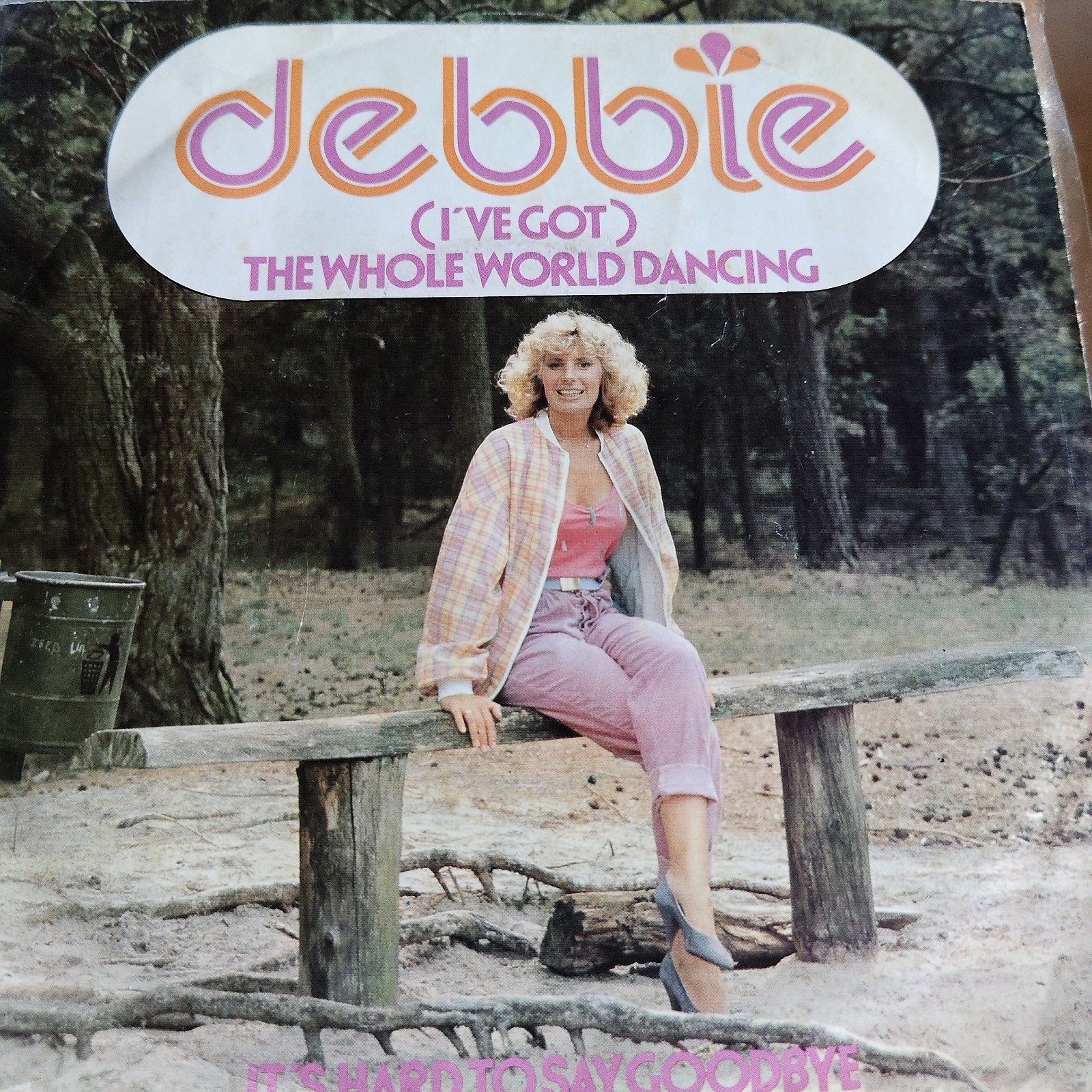 Debbie - (I've Got) The Whole World Dancing vinyl single, Ophalen of Verzenden, Gebruikt, 7 inch, EP