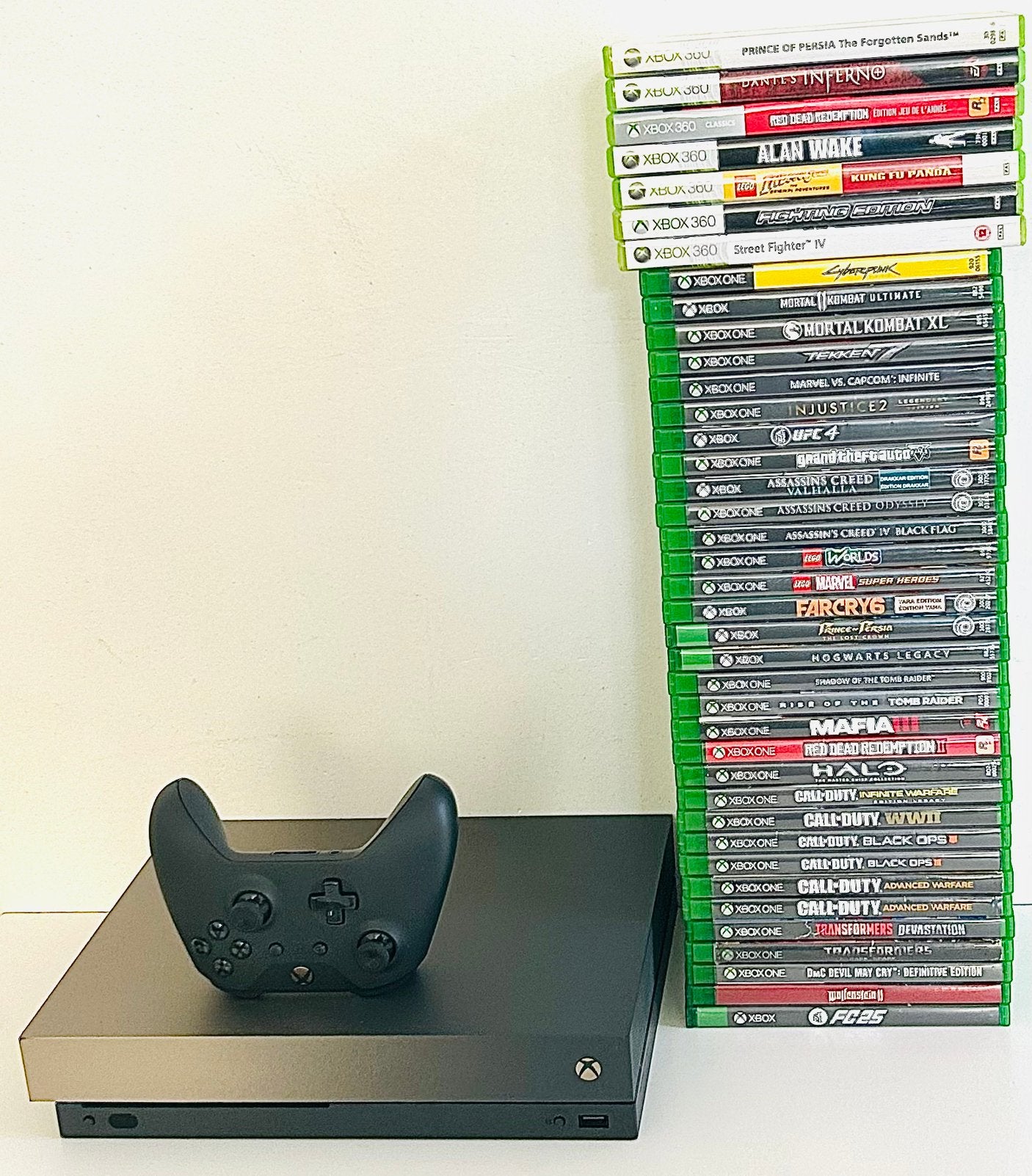 Xbox One X Gold Rush Edition + Games, Met games, Ophalen of Verzenden, Zo goed als nieuw, 1 TB