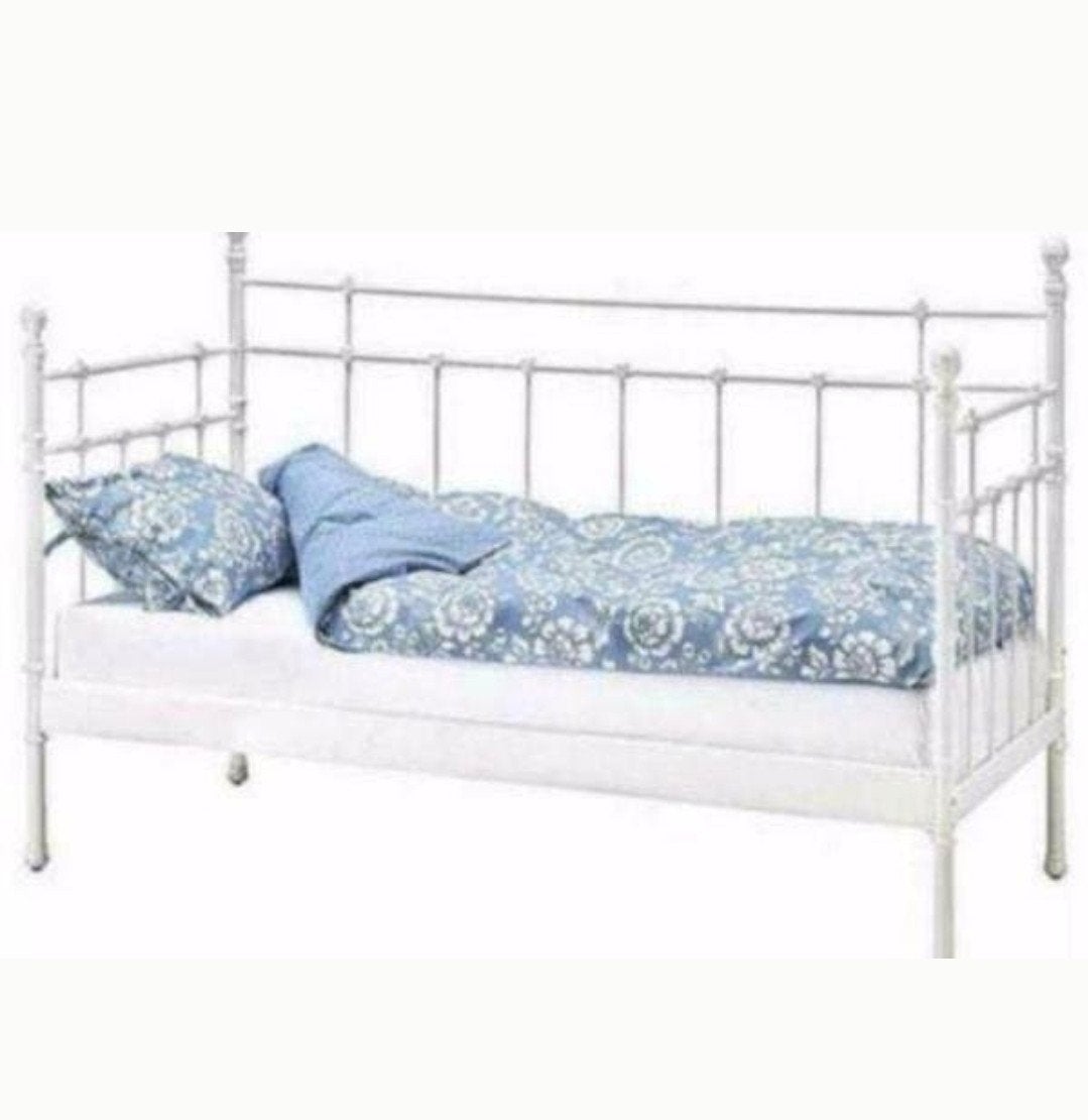 IKEA bedbank - ijzeren frame en lattenbodem, Ophalen, Gebruikt, 90 cm, Eenpersoons