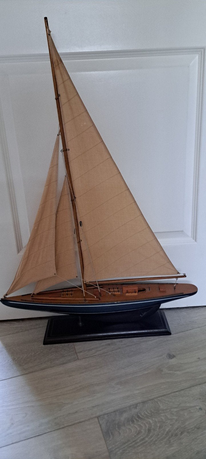 Decoratief zeilboot, Hobby en Vrije tijd, Modelbouw | Boten en Schepen, Ophalen