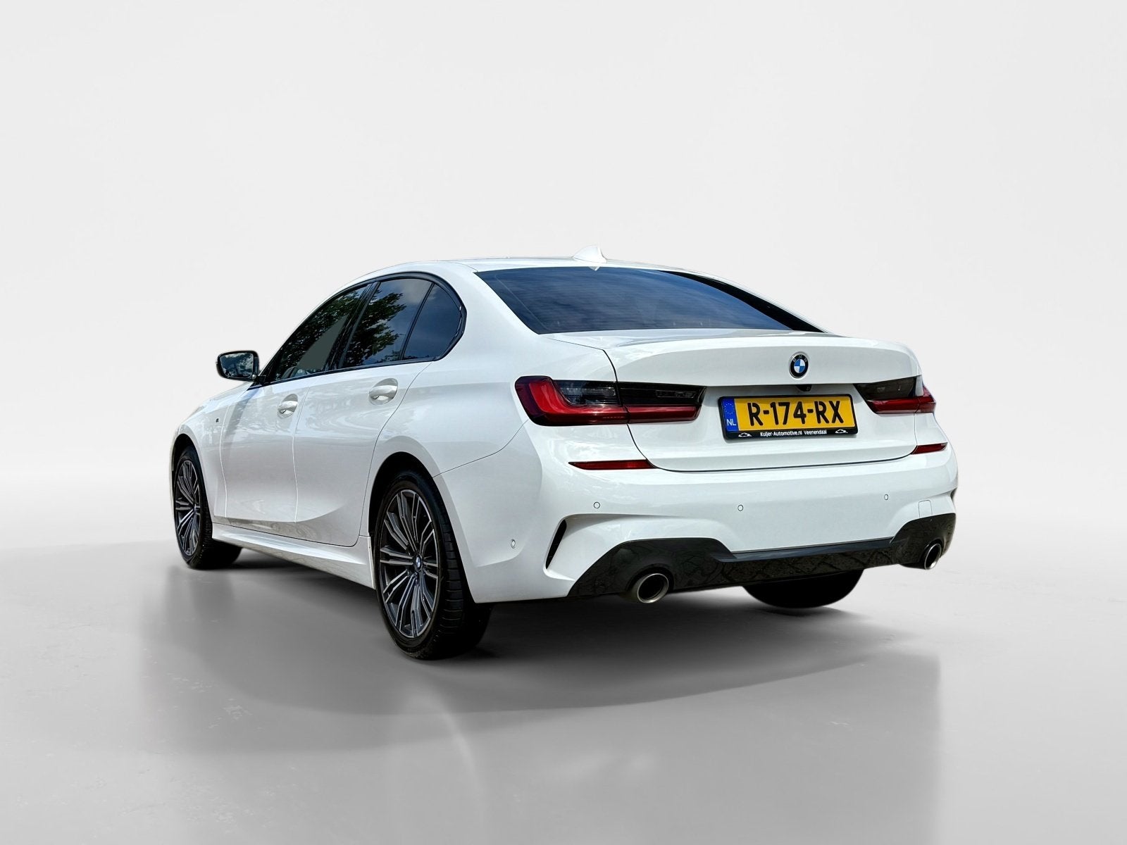 BMW 3-serie 318i High Executive M-Sport Automaat, Auto's, 1998 cc, Achterwielaandrijving, Gebruikt, 1465 kg