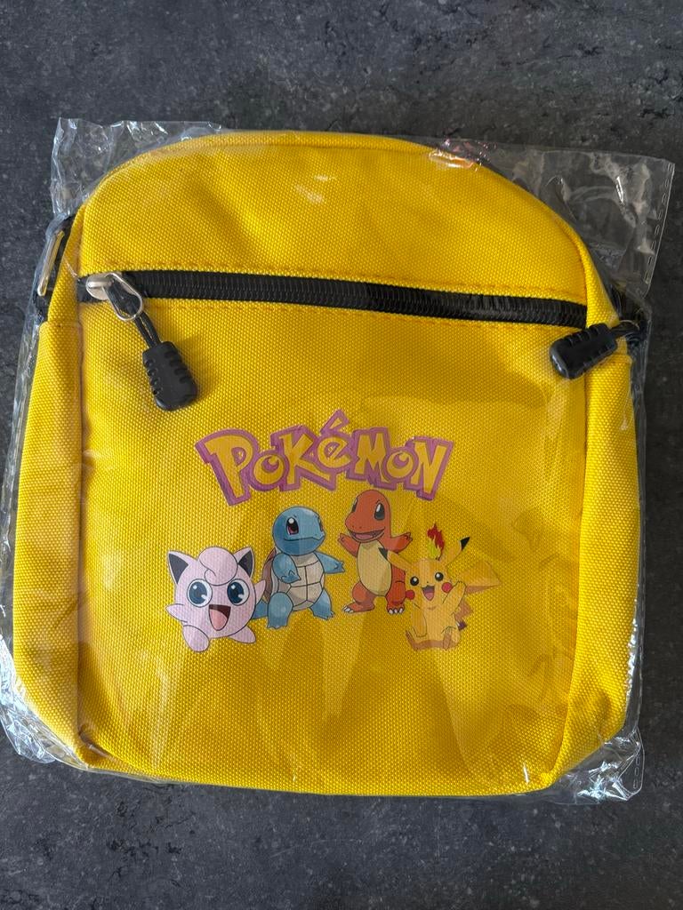 Pokémon Schoudertasje - Pikachu, Squirtle, Charmander, Ophalen of Verzenden, Zo goed als nieuw