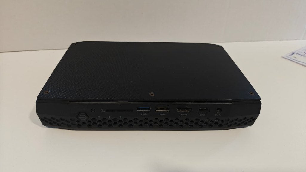 Intel NUC Skull Canyon NUC8i7HVK2, Ophalen of Verzenden, Gebruikt