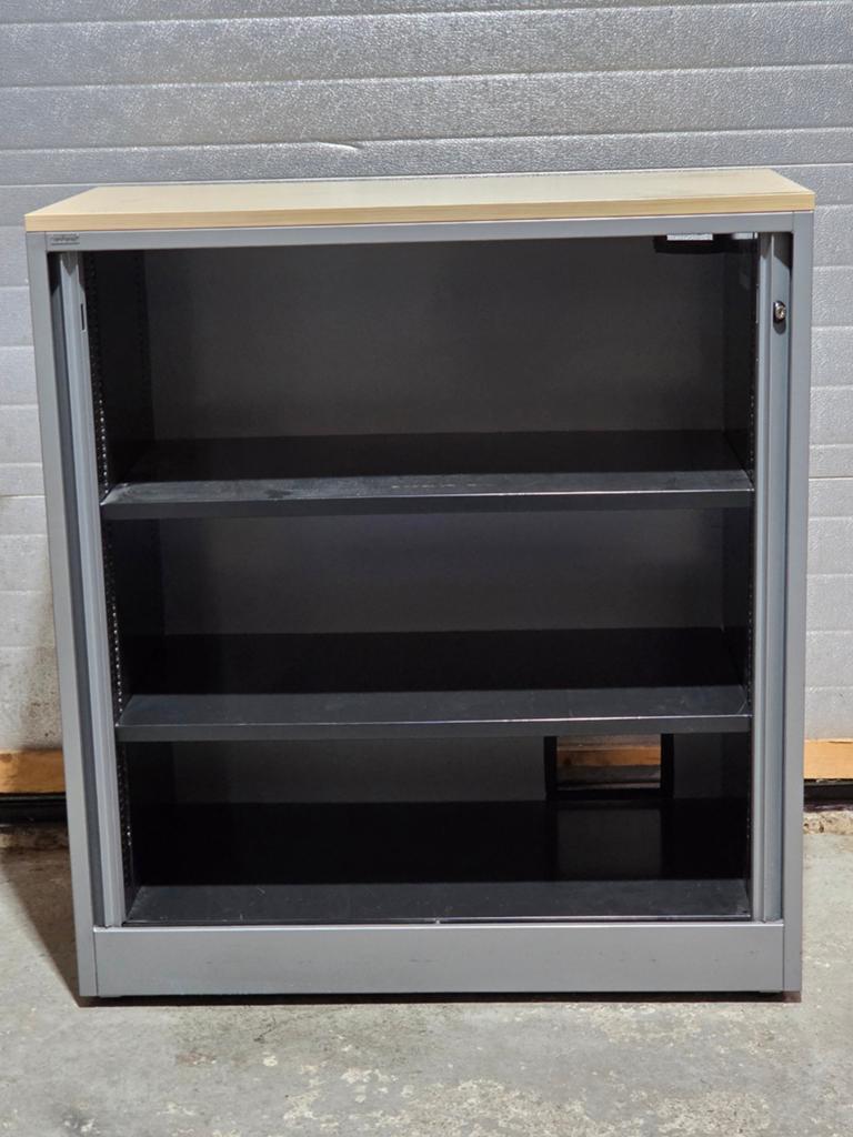 Ahrend roldeurkast 100 cm breed extra diep. Stalen deuren!, Huis en Inrichting, Ophalen, Gebruikt, 100 tot 150 cm, 100 tot 150 cm