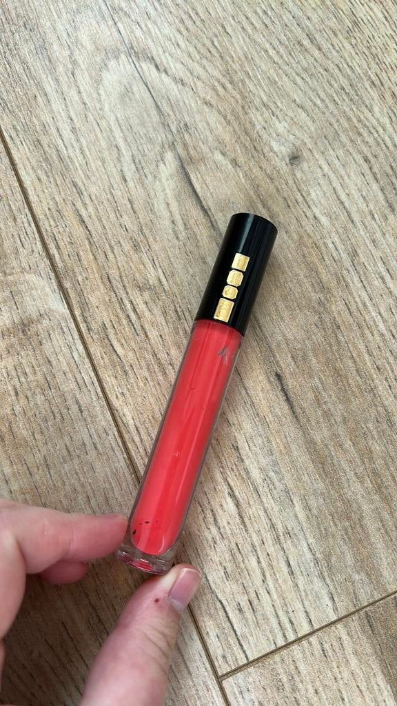 Pat mcgrath lipgloss in twilo, Sieraden, Tassen en Uiterlijk, Uiterlijk | Cosmetica en Make-up, Ophalen, Zo goed als nieuw, Roze