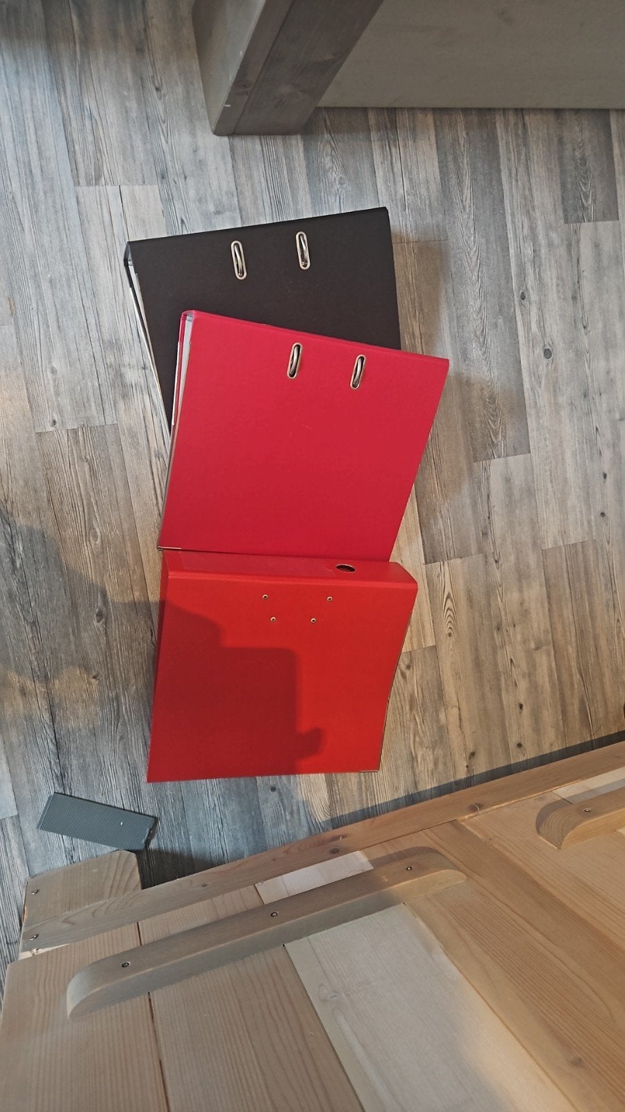Set van 2 ordners (2 rood, ), Ophalen of Verzenden, Gebruikt