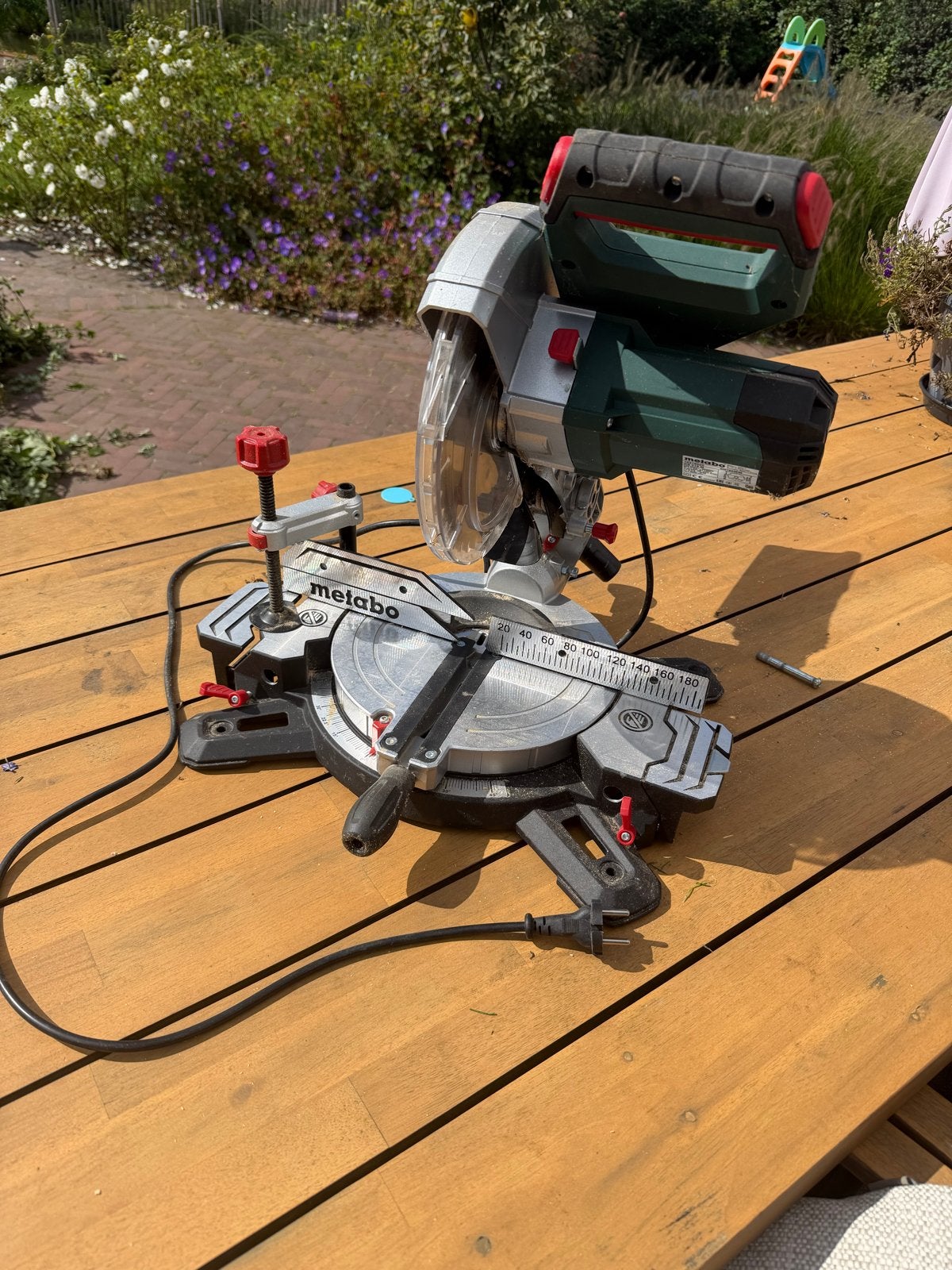Metabo KS 216 M Afkortzaag - Zo goed als nieuw, Ophalen, 70 mm of meer, Zo goed als nieuw, Afkortzaag