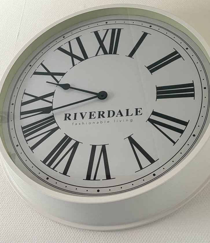 Riverdale klok 60cm, Huis en Inrichting, Woonaccessoires | Klokken, Ophalen of Verzenden, Zo goed als nieuw, Wandklok