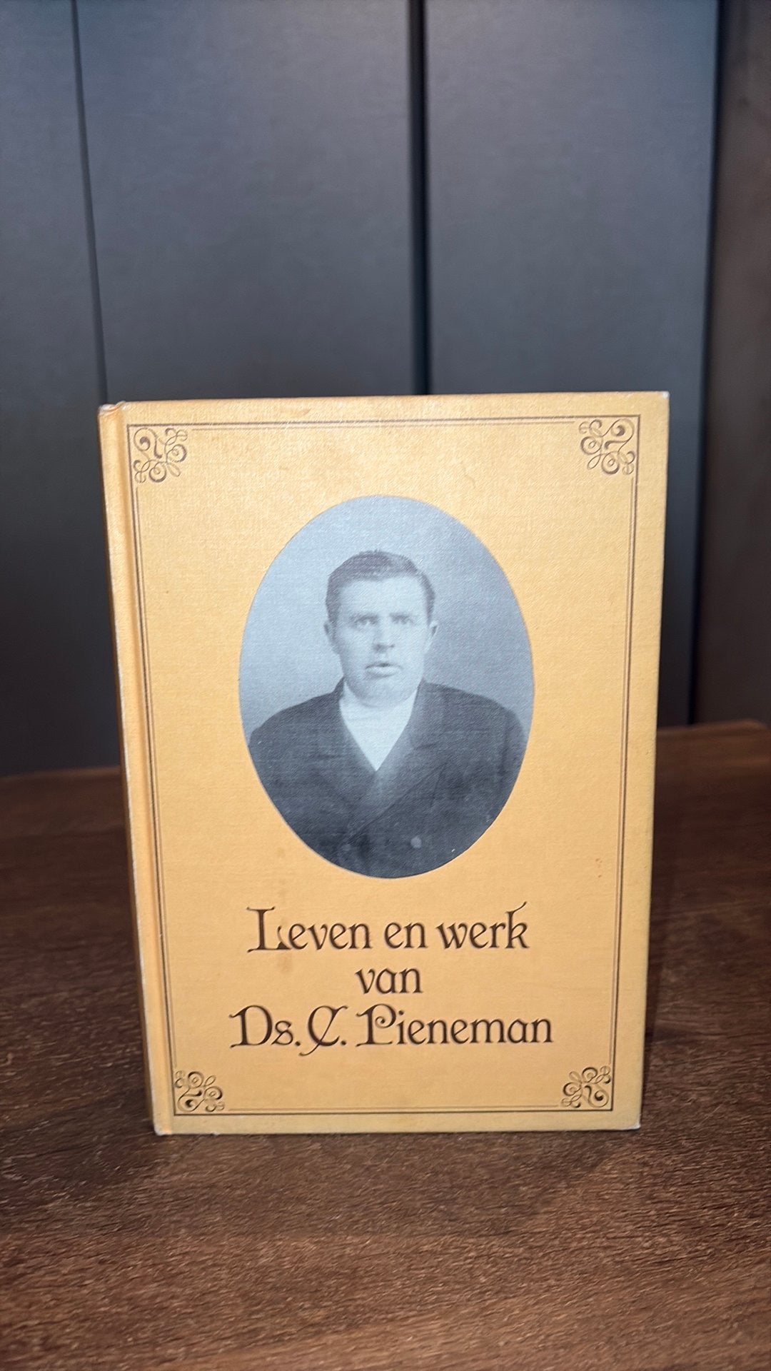 Ds C Pieneman. Leven en werk, Ophalen of Verzenden, Gelezen