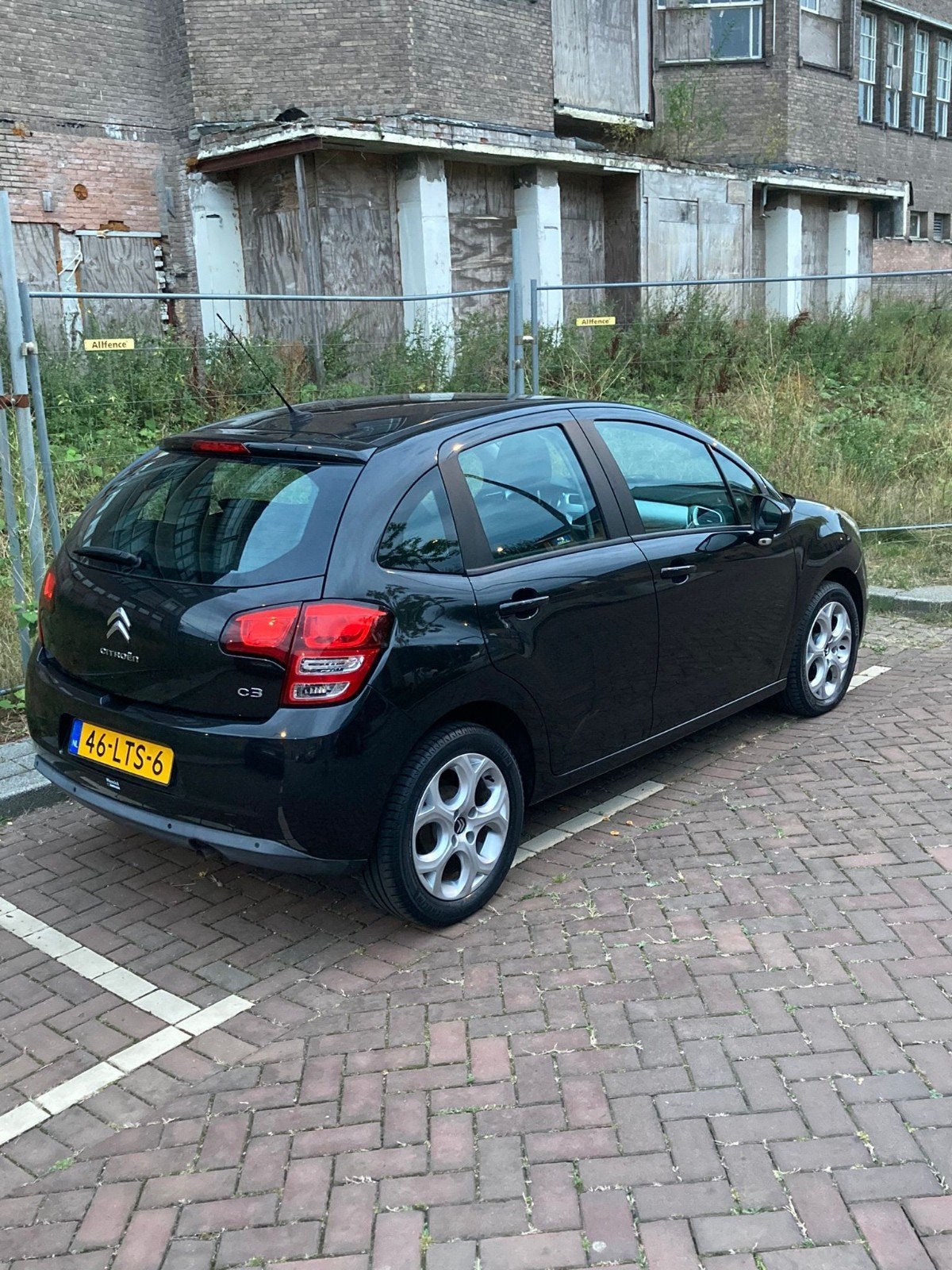 Citroën C3 1.4i 75pk 2010 Zwart, Auto's, Voorwielaandrijving, 1005 kg, Stof, Zwart