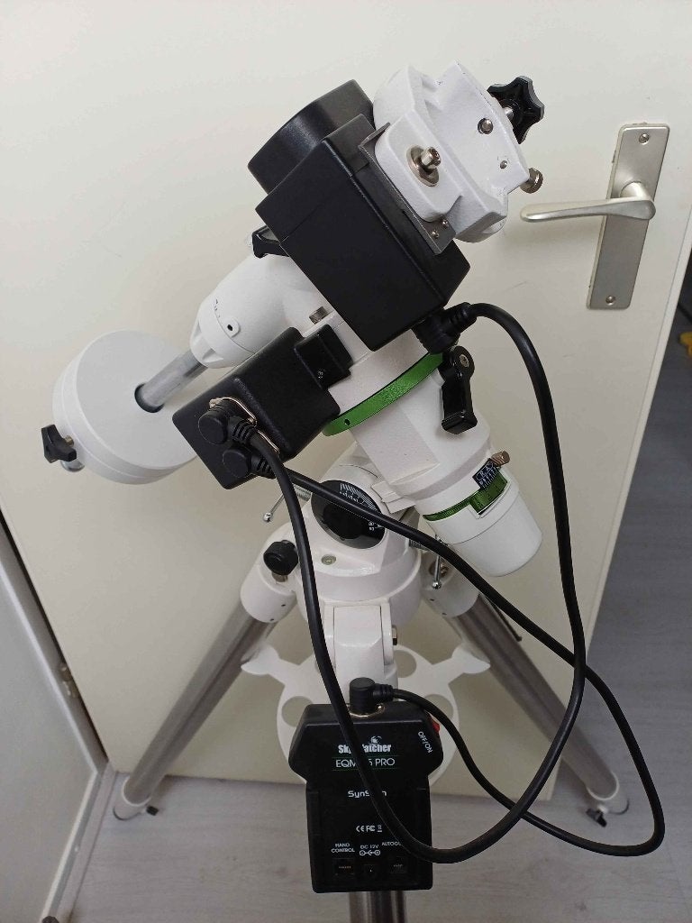 Sky-Watcher EQM-35 Pro SynScan montering, Audio, Tv en Foto, Optische apparatuur | Telescopen, Ophalen, Met statief, Minder dan 80 mm