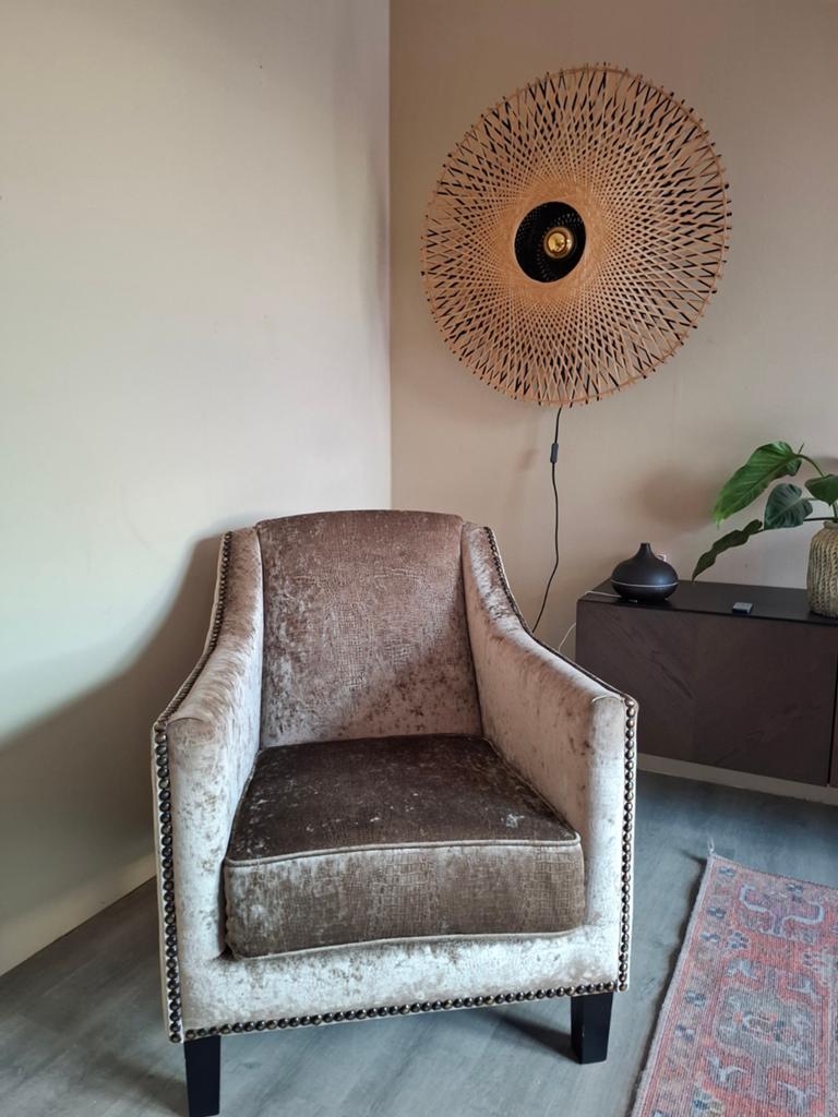 Mooi Velvet Urban sofa stoeltje met Hocker, Huis en Inrichting, Fauteuils, Ophalen of Verzenden, Zo goed als nieuw, 75 tot 100 cm