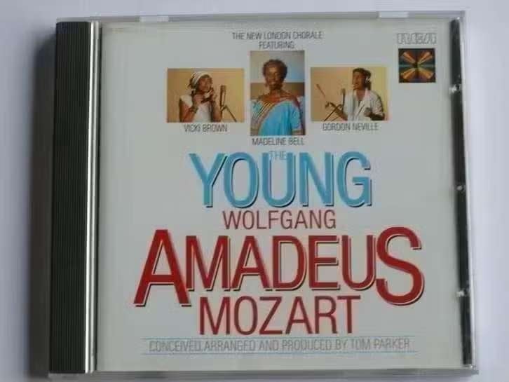 CD The New London Chorale The Young Wolfgang Amadeus, Pop, Ophalen of Verzenden, Zo goed als nieuw, Album