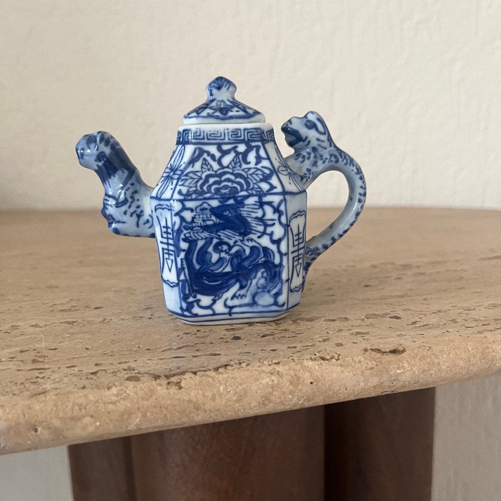 Vintage Chinese miniatuur Foo dog/ draak porseleinen theepot, Ophalen of Verzenden