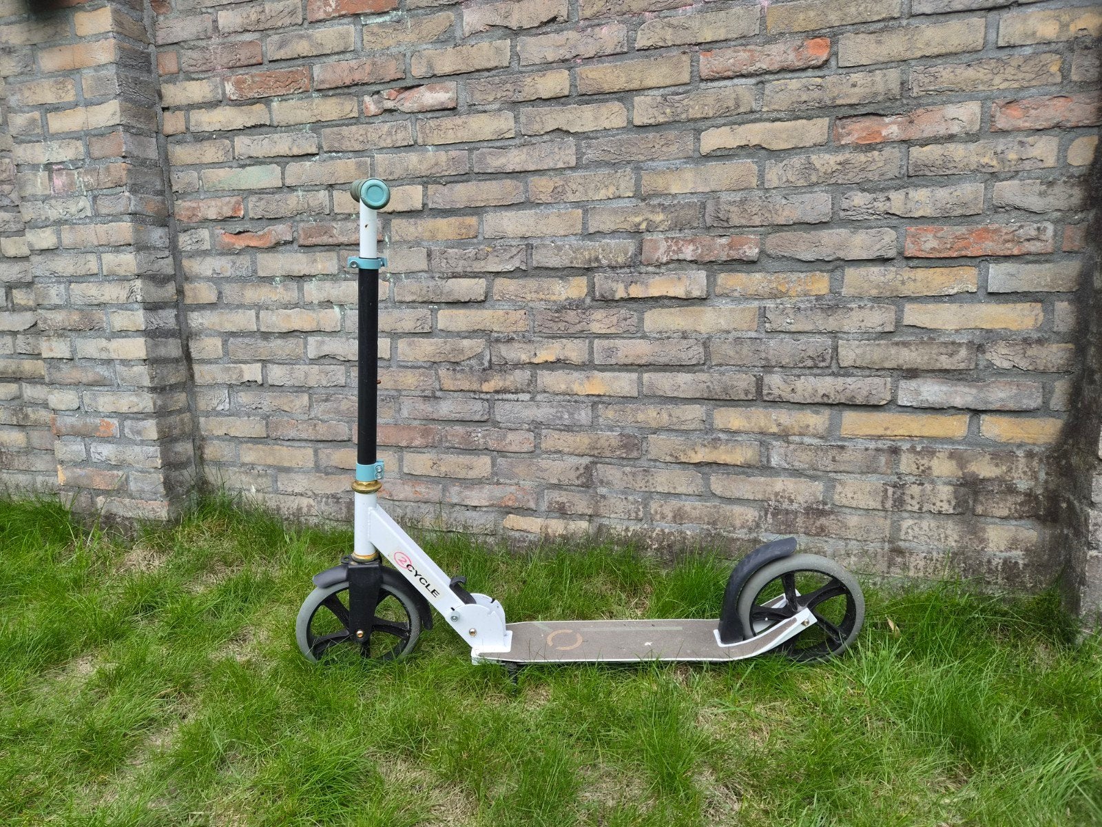 2 Cycle kinderstep Turquiso wit, Fietsen en Brommers, Ophalen, Gebruikt, Gewone step, 2Cycle