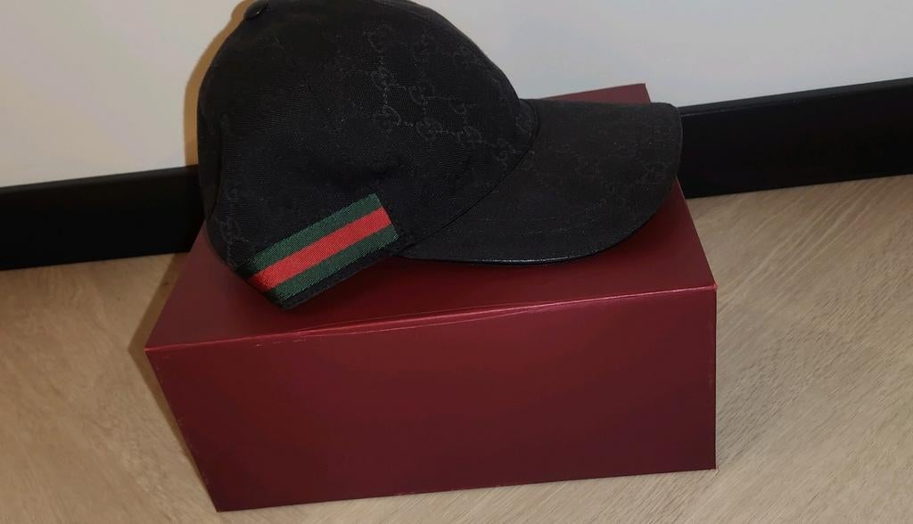 Originele Gucci pet, aankoopbon aanwezig., Ophalen