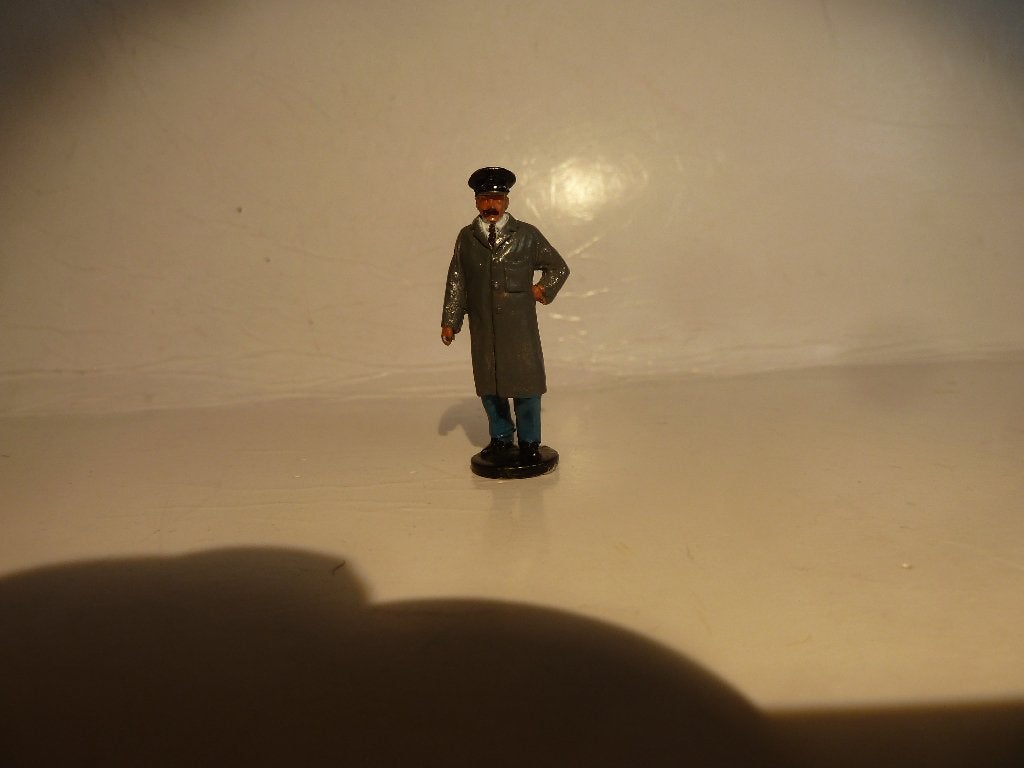 POSTMAN ? van Dinky ?     4 CM., Ophalen of Verzenden, Nieuw