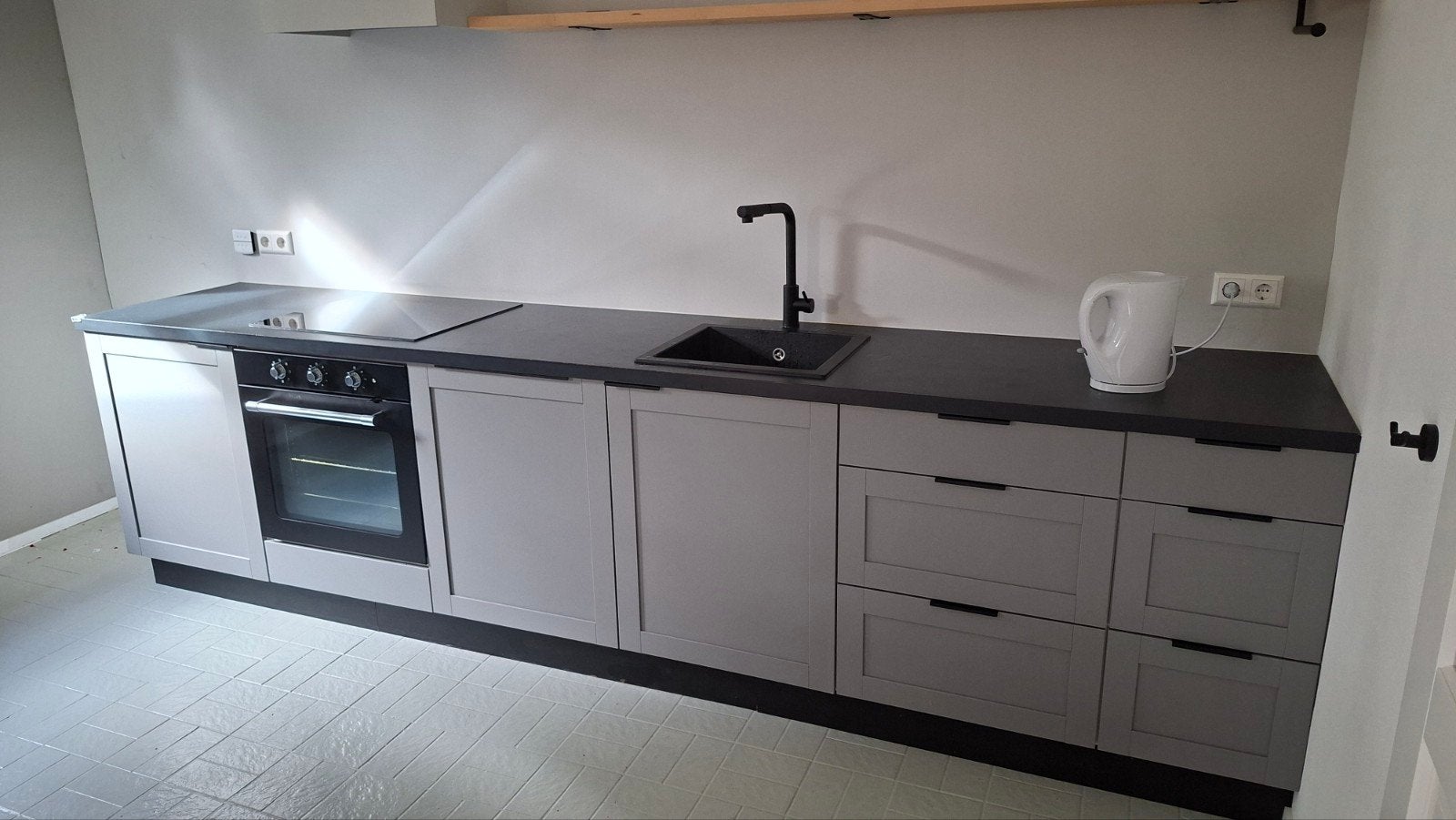 IKEA Keuken met oven, vaatwasser, kookplaat en afzuigkap, Huis en Inrichting, Ophalen, Gebruikt