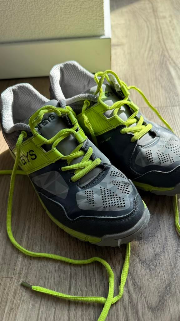 Grays hockeyschoenen maat 35,5 – gebruikt, Sport en Fitness, Hockey, Gebruikt, Schoenen, Ophalen of Verzenden