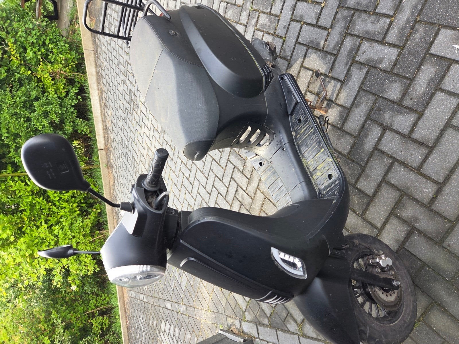 TE KOOP TWEE MOOIE SCOOTERS MET GEEL KENTEKEN OPKNAPPERS, Ophalen, Gebruikt, Overige typen, Overige merken