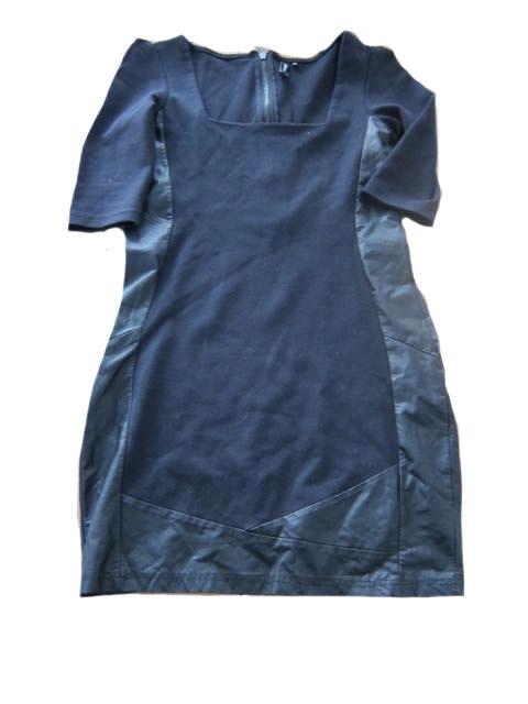 Zwarte jurk van eksept met nep leer maat m dames, Kleding | Dames, Jurken, Maat 38/40 (M), Zwart, Zo goed als nieuw, Eksept