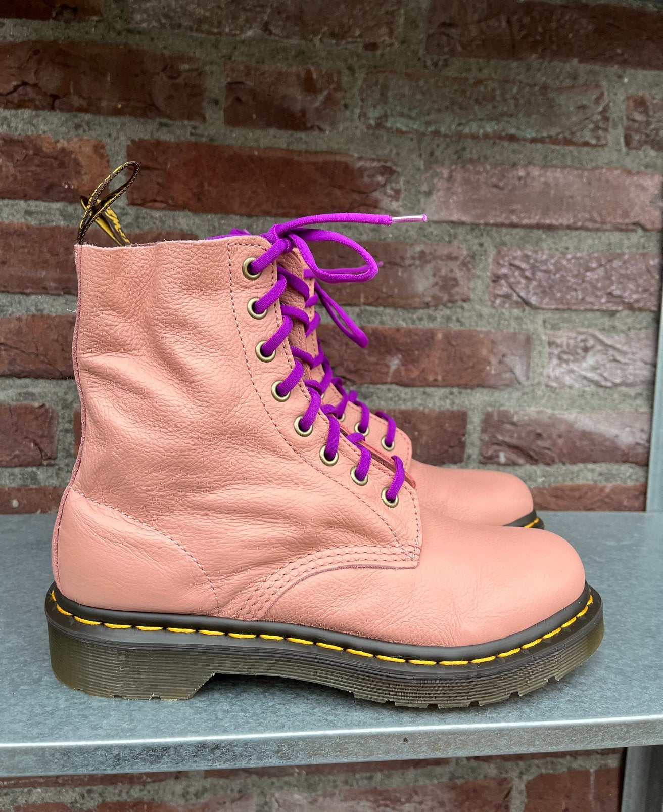 Dr. Martens 1460 Pascal virginia zalm roze maat 38, Kleding | Dames, Schoenen, Dr. Martens, -, -, Lage of Enkellaarzen