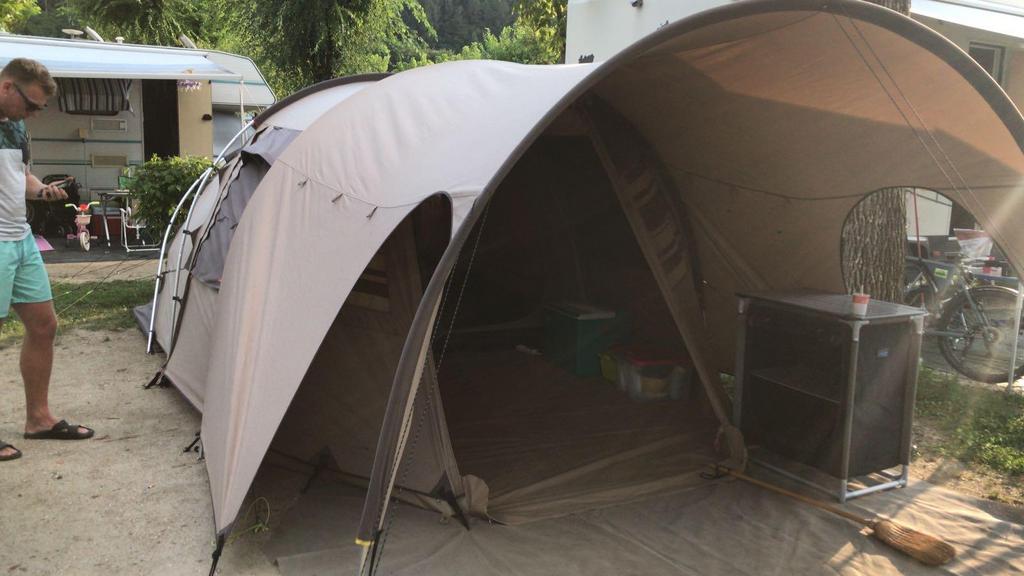 Redwood tent voor 4-6 personen, Caravans en Kamperen, Ophalen, Gebruikt, Tot en met 6