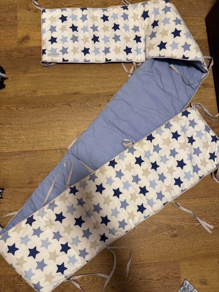 Little Dutch Bedbumper / Bedomrander (Blauw met Sterren), Jongetje of Meisje, Wit, Dekbedovertrek, Ophalen of Verzenden