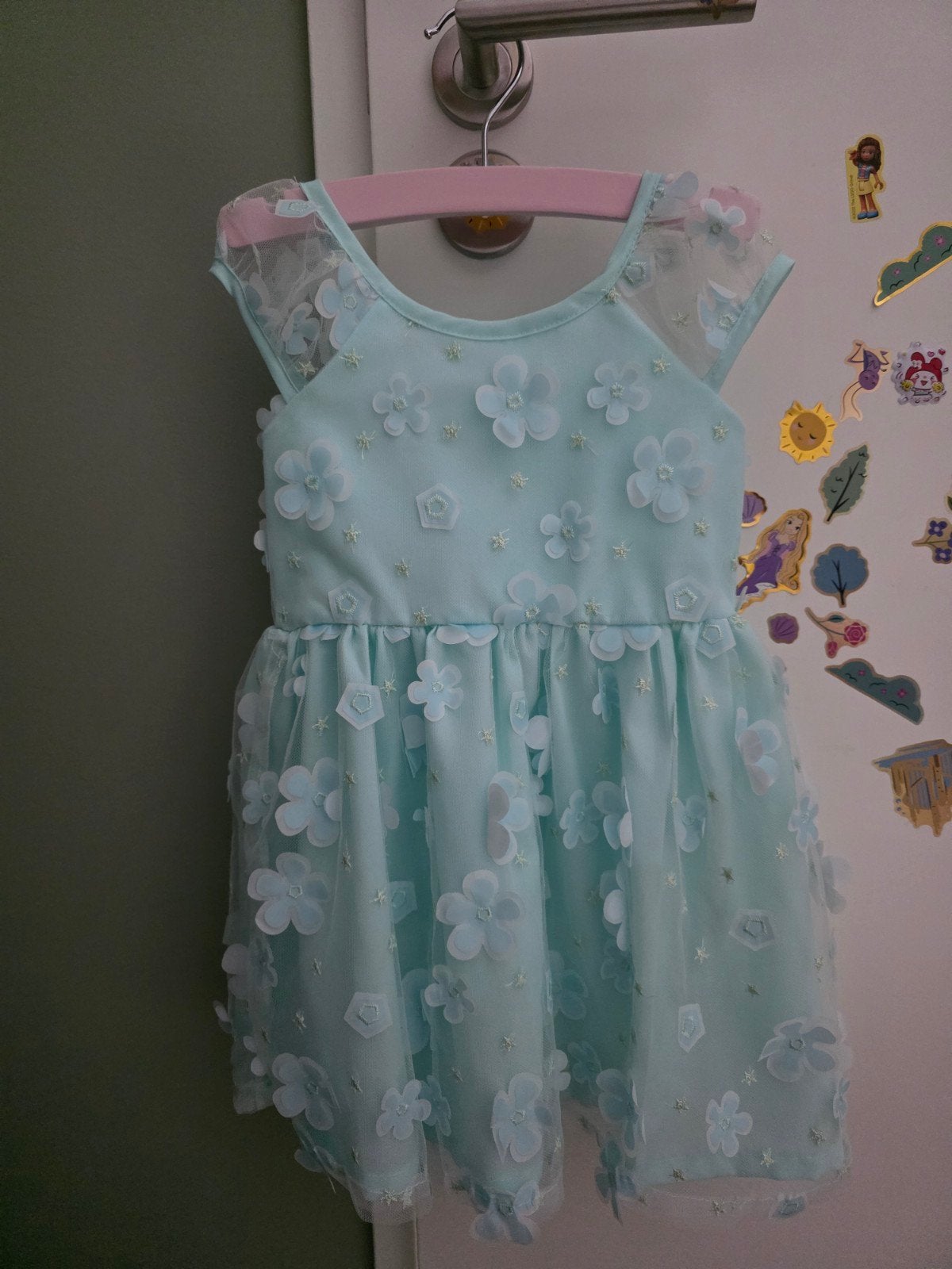 Lichtblauw jurkje met bloemetjes voor baby (tot 1 jaar), Kinderen en Baby's, Babykleding | Overige, Ophalen of Verzenden, Zo goed als nieuw