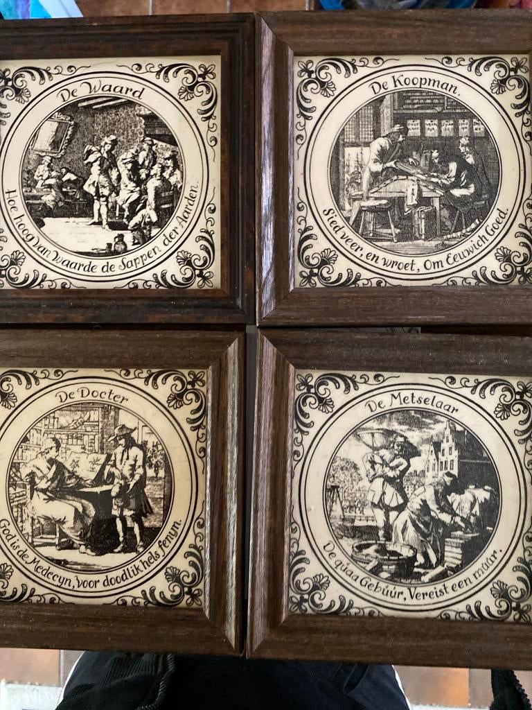 Vier antieke wandborden met beroepen, Ophalen of Verzenden