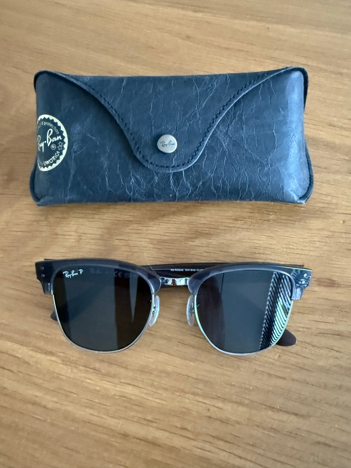 Ray-Ban Clubmaster Reverse Zonnebril - Zo goed als nieuw, Zonnebril, Zwart, Ophalen of Verzenden, Zo goed als nieuw