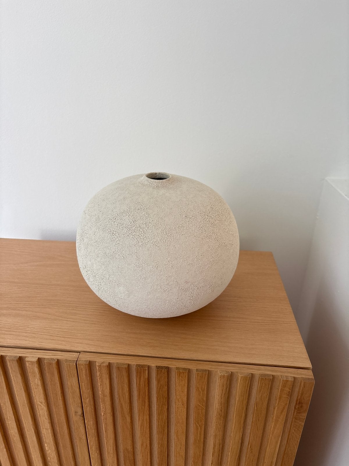 Beige ronde vaas, Loods 5, 23x20cm, Ophalen