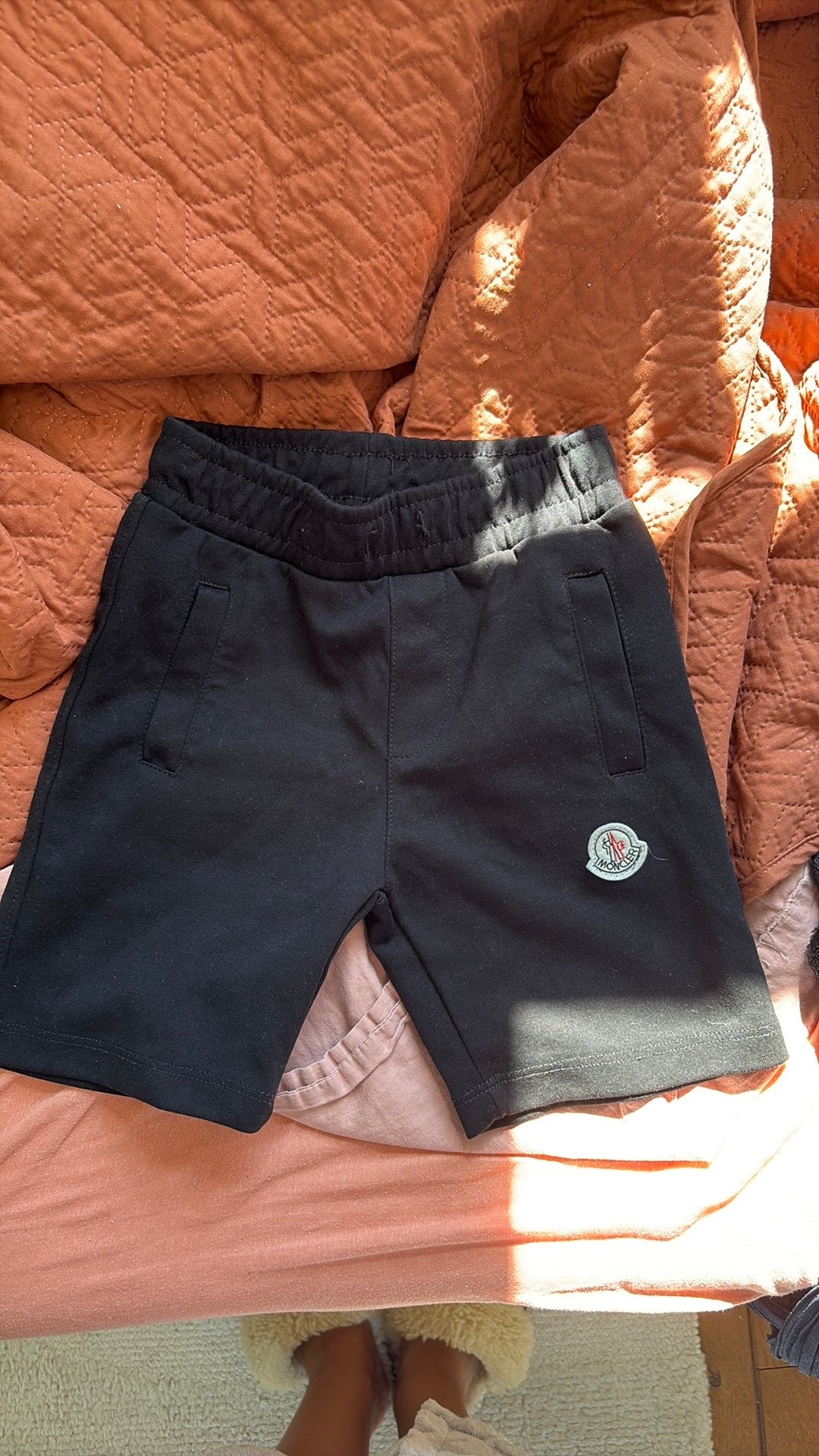 Moncler broekje maat 116, Ophalen of Verzenden, Zo goed als nieuw, Meisje, Broek