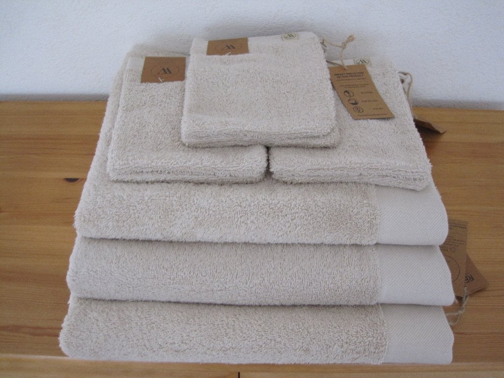 Walra badlakens (3x) en washandjes (6x) beige nieuw, Huis en Inrichting, Badkamer | Badtextiel en Accessoires, Badlaken, Nieuw