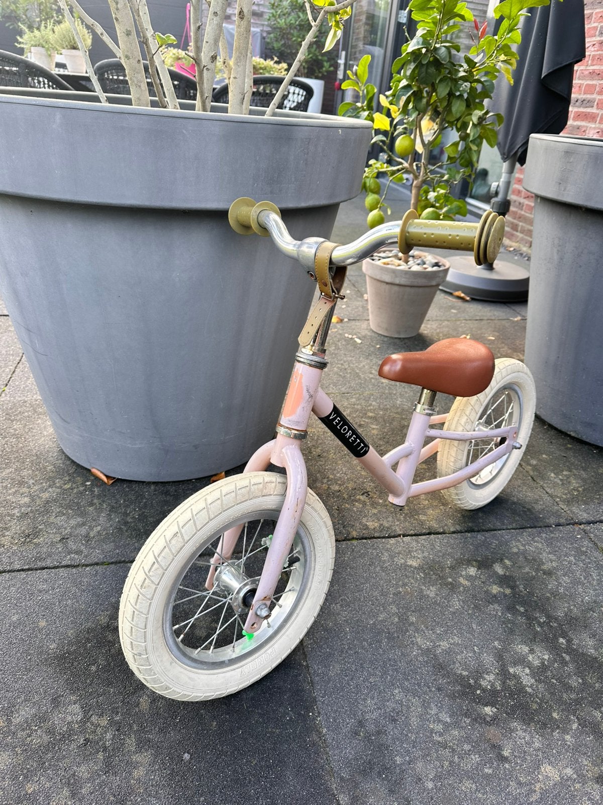Veloretti loopfiets roze, Ophalen, Zo goed als nieuw, Minder dan 16 inch