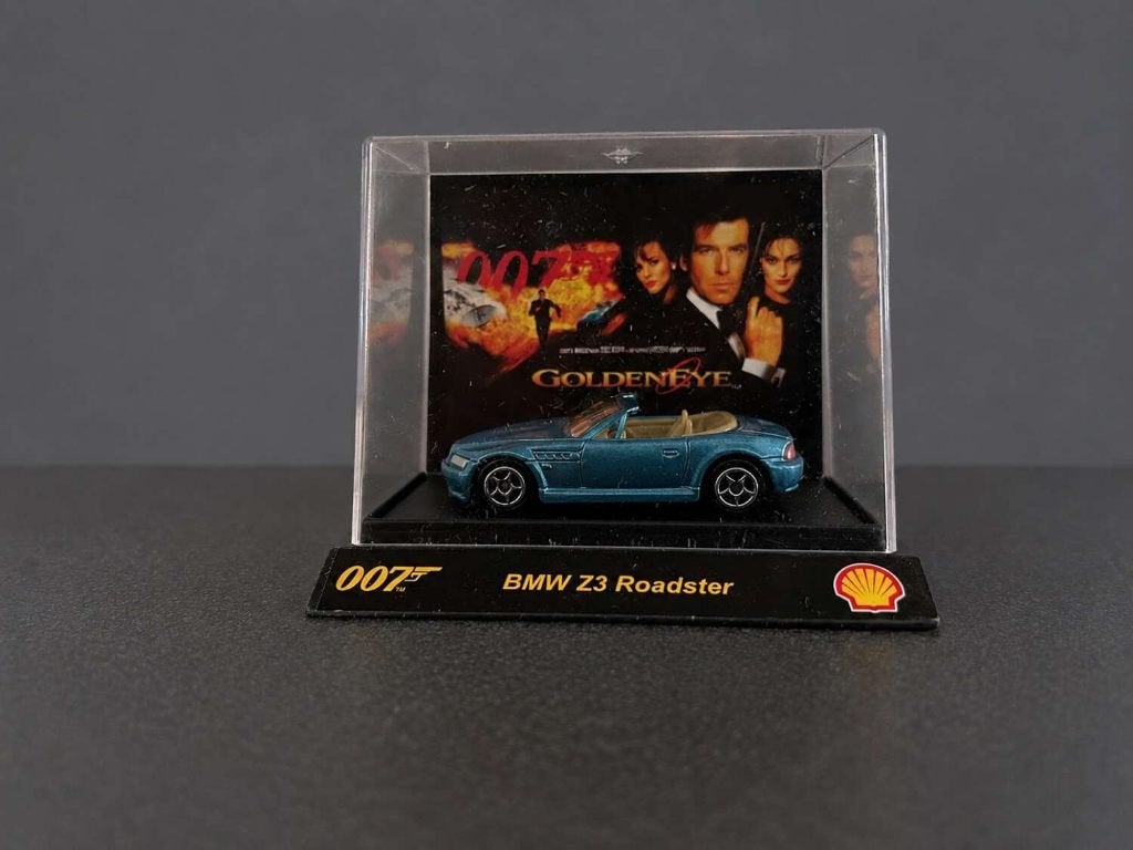James Bond 007 BMW Z3 Roadster – Goldeneye – Shell, Ophalen of Verzenden, Zo goed als nieuw, Film, Beeldje, Replica of Model