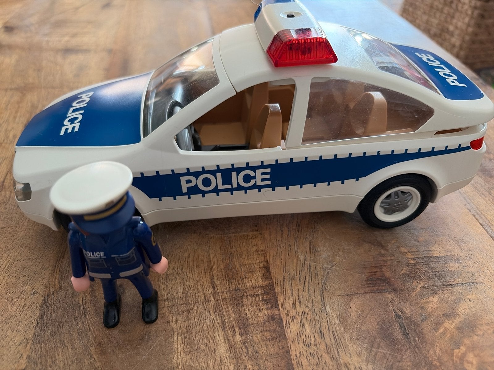 Playmobil politieauto met agent, Ophalen of Verzenden, Gebruikt