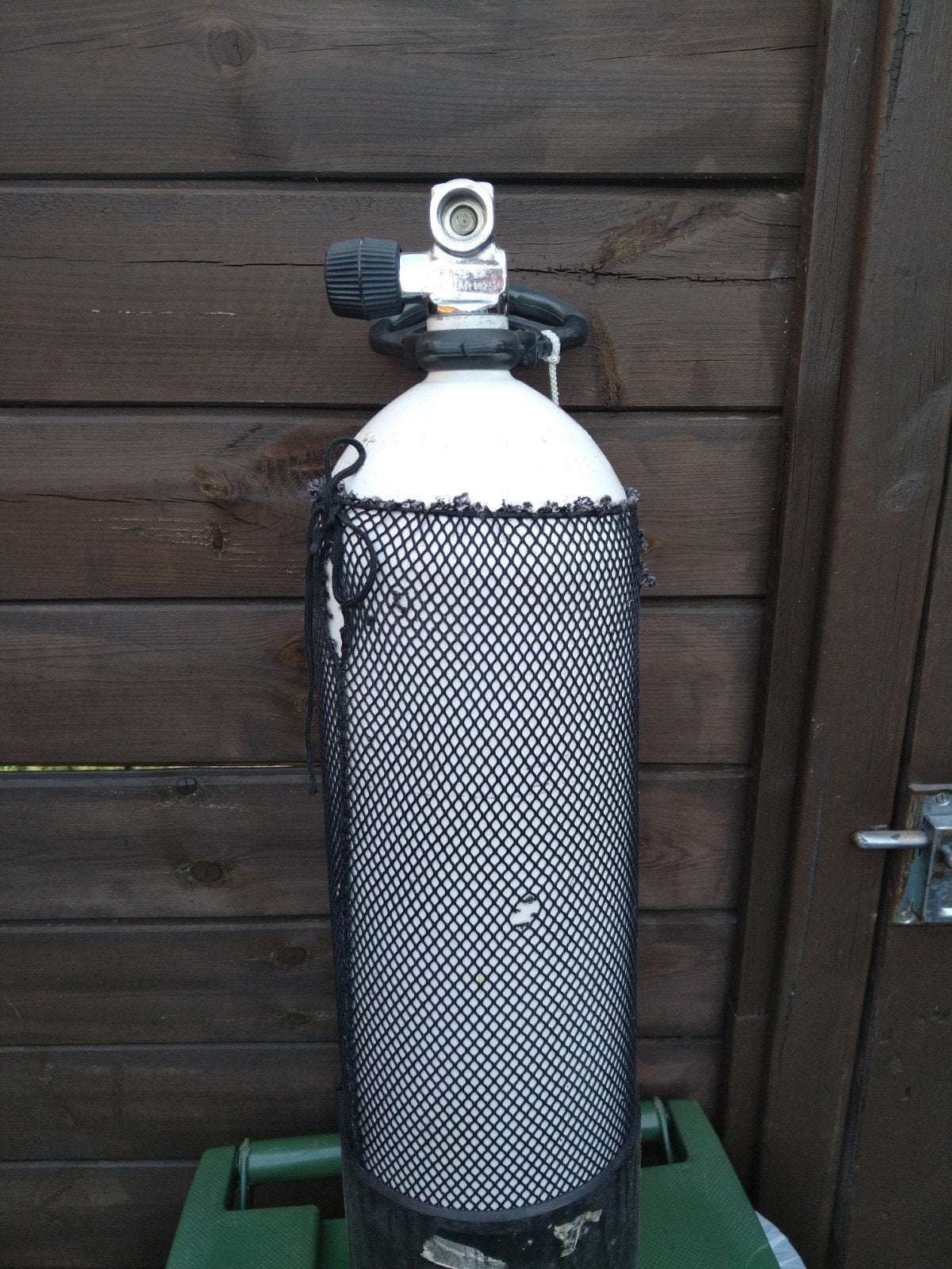 10 ltr duikfles 230 bar nieuwe keuring geldig tot april 2031, Ophalen of Verzenden, Gebruikt, Duikfles