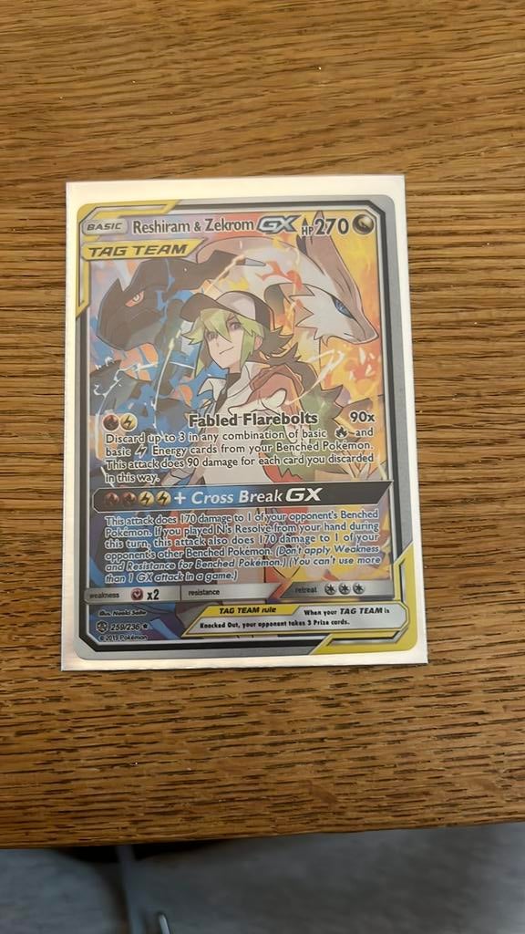 Reshiram & zekrom gx pokemon kaart, Ophalen, Zo goed als nieuw