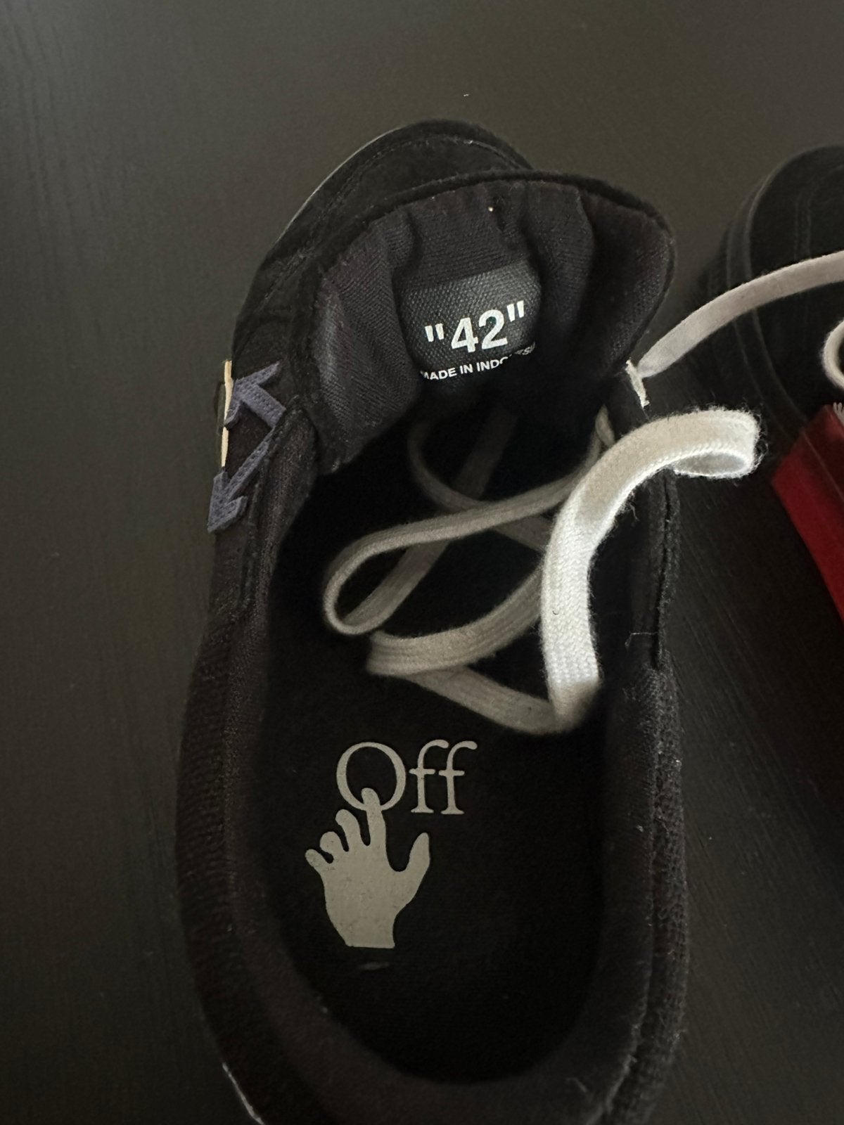 Off white schoenen te koop, Ophalen of Verzenden, Zo goed als nieuw, Zwart