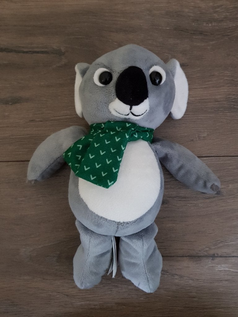 Knuffelbeer / beer : grijs met groene sjaal (nieuw!), Beer, Grijs, Nieuw, Ophalen of Verzenden