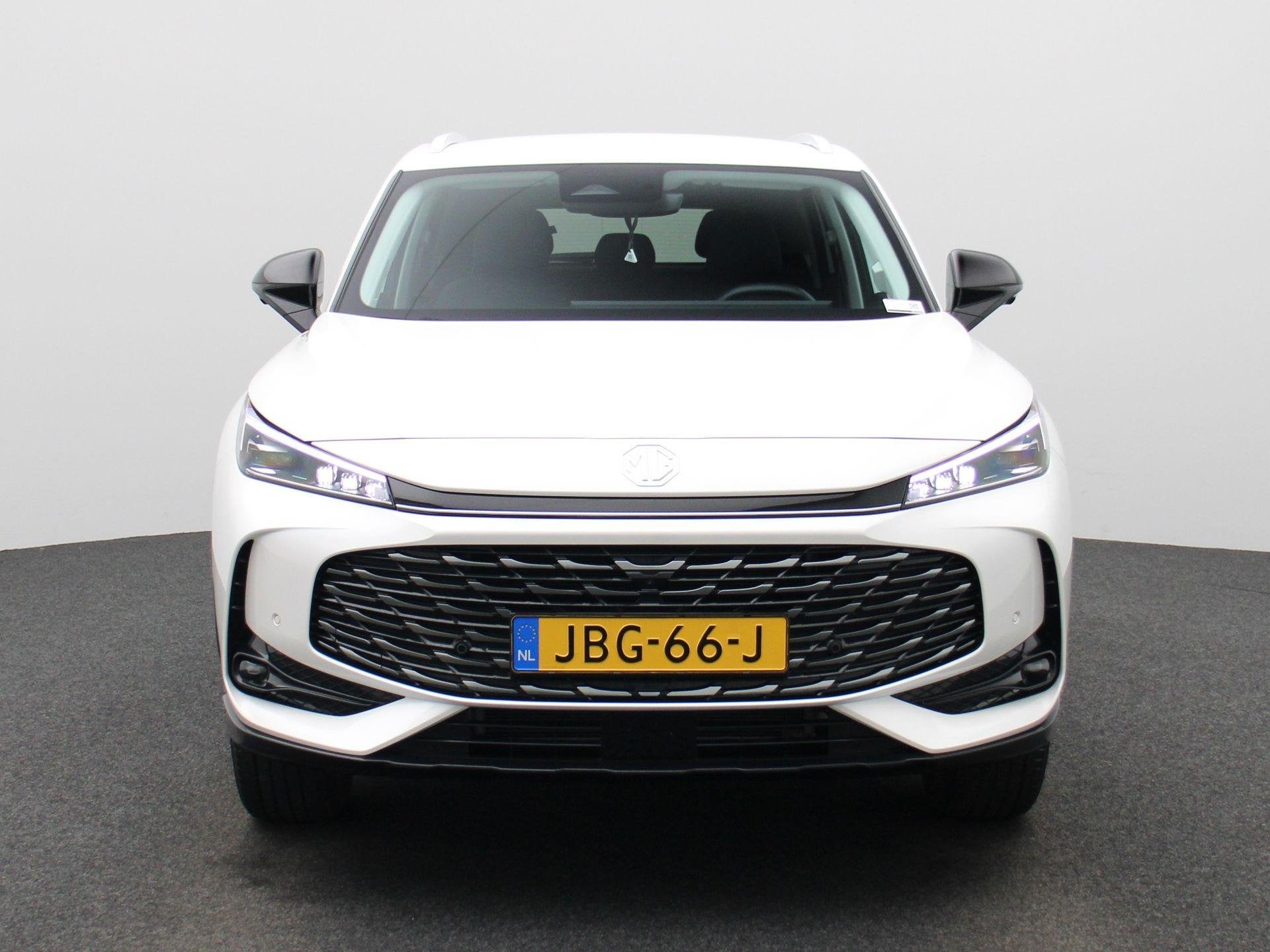 MG HS 1.5 PHEV Aut. 272pk Luxury | 1e-Eig. | 100km Electrisc, Auto's, 12 maanden, Stof, Gebruikt, 4 cilinders