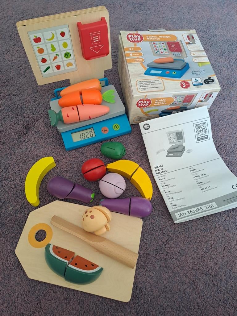 Playtive Houten Speelgoed Weegschaal & snijden groenten, Ophalen of Verzenden, Zo goed als nieuw, Jongen of Meisje