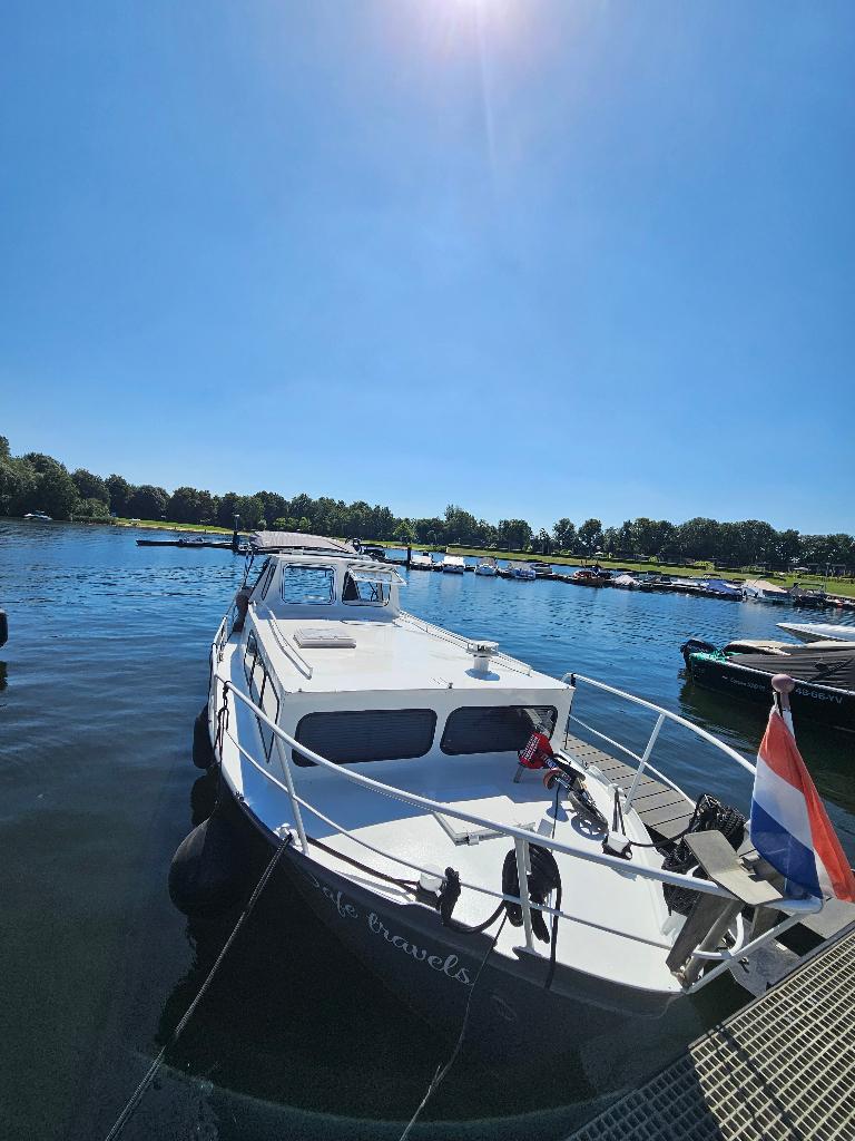 Mooie Kruiser 10 mtr. REFIT! groot achterdek, boegschroef, Ophalen, 10 m, Binnenboordmotor, Kruiser